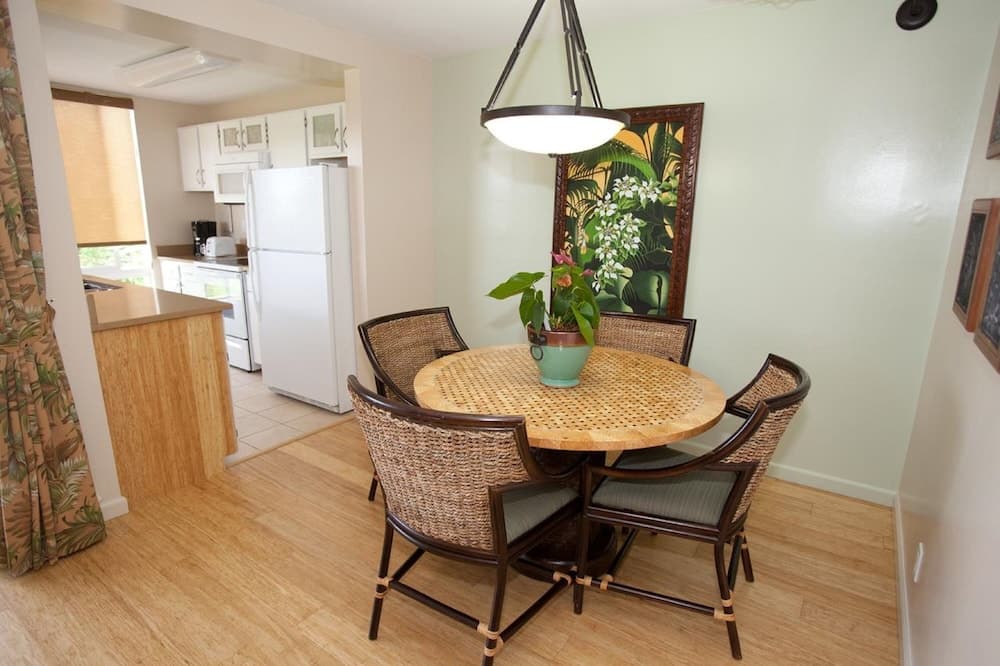 The Cliffs at Princeville by VRHost interior in Princeville, HI — gallery photo 2