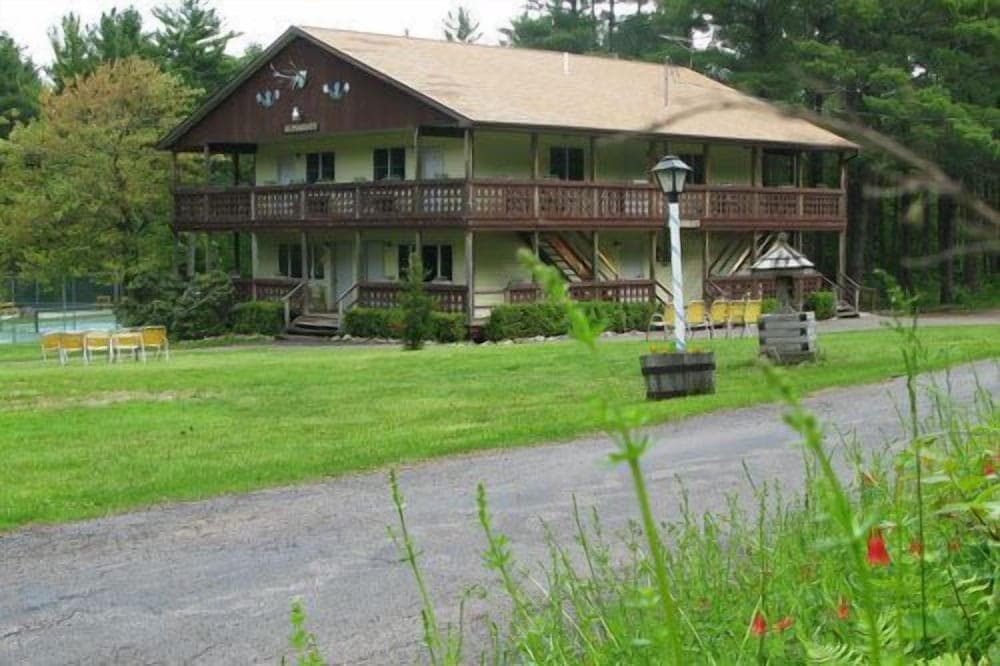 Riedlbauer's Resort gallery photo in Round Top, NY — image 10