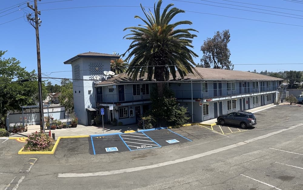Solano Inn property views in Vallejo, CA — gallery photo 3