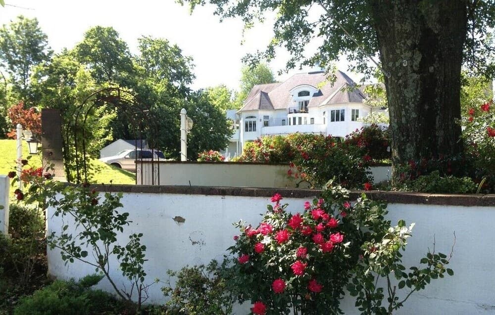 The Columbia Inn at Peralynna Manor gallery photo in Columbia, MD — image 66