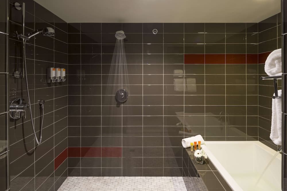 Hotel Eastlund - Best Western Premier Collection gallery photo in Portland, OR — image 21