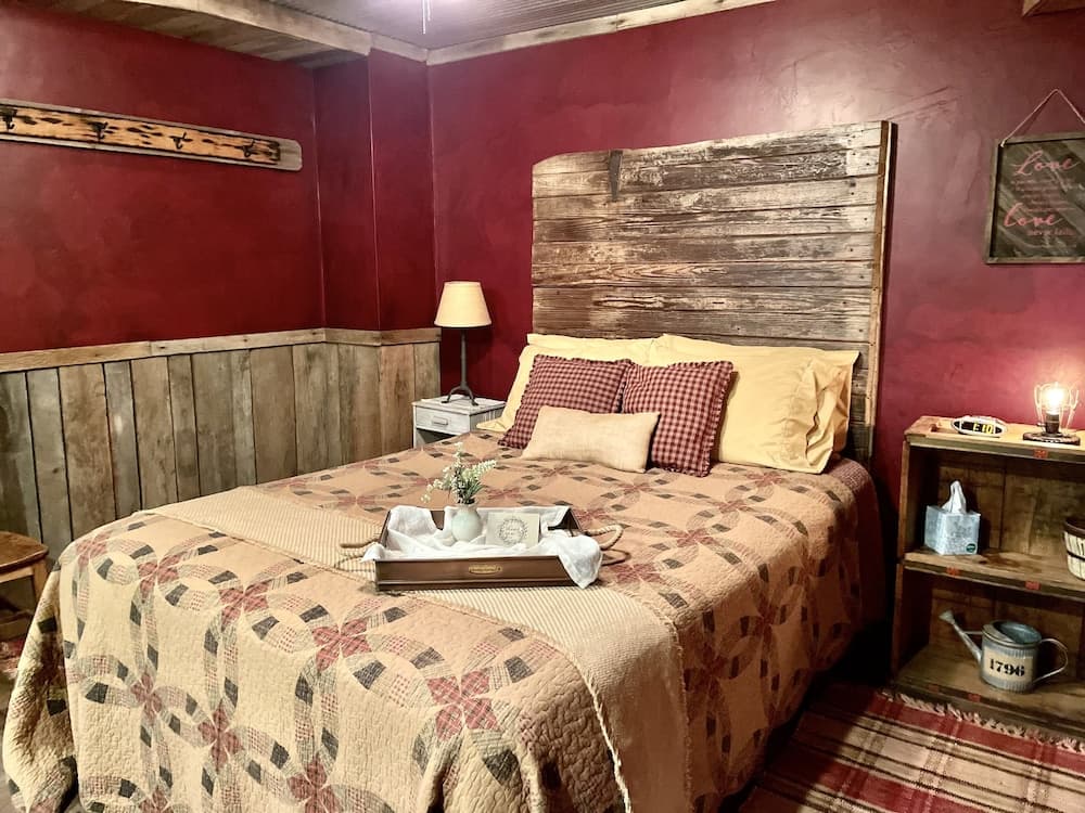 Amish Country Comfort property views in Millersburg, OH — gallery photo 3