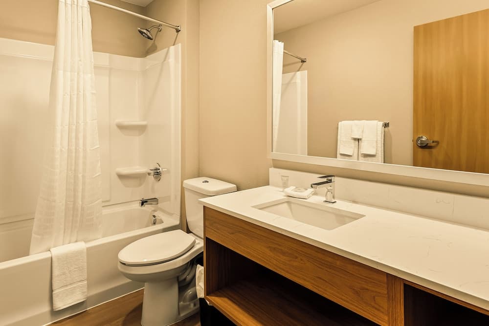 LivAway Suites Phoenix-Surprise gallery photo in Surprise, AZ — image 20