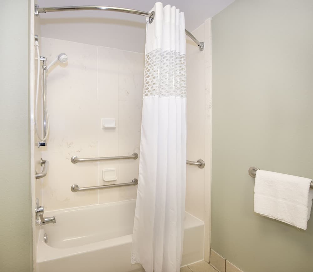 Hampton Inn Spartanburg-North I-85 interior in Spartanburg, SC — gallery photo 2