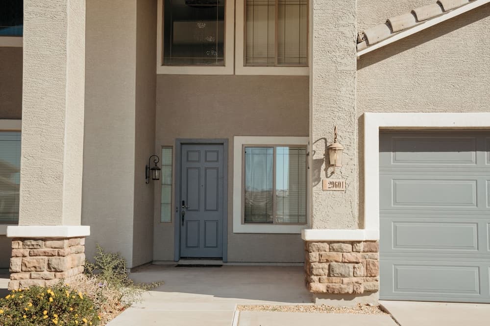 Large Family Home Near Phoenix property views in Buckeye, AZ — gallery photo 3