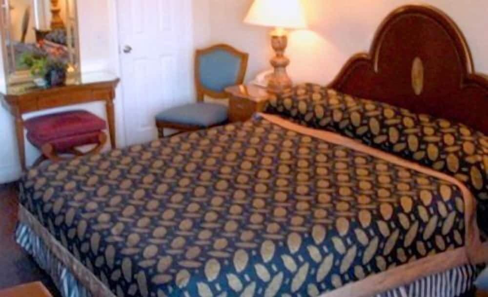 Travel Inn And Suites gallery photo in Victorville, CA — image 13