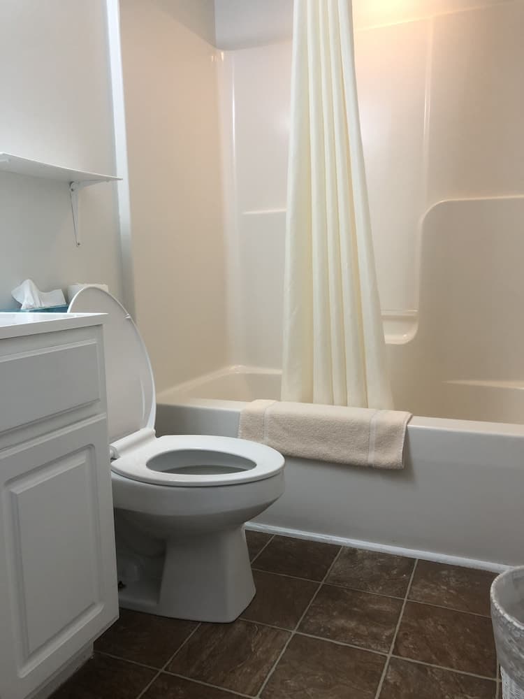 Knapps Narrows Marina & Inn gallery photo in Tilghman, MD — image 44