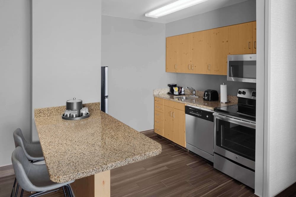 Hampton Inn & Suites Orem gallery photo in Orem, UT — image 6