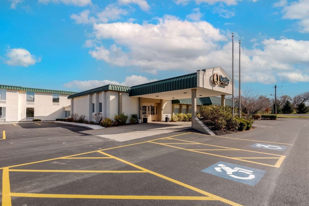 Quality Inn & Suites New Hartford - Utica featured exterior or lobby in New Hartford, NY — similar hotel