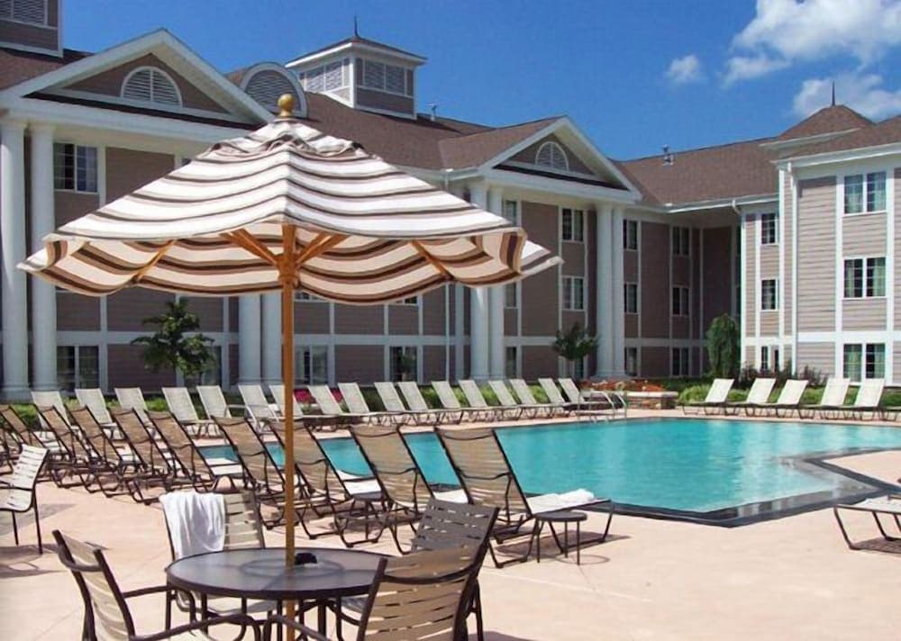 The Bertram Inn & Conf Ctr Trademark Collection by Wyndham property views in Aurora, OH — gallery photo 3