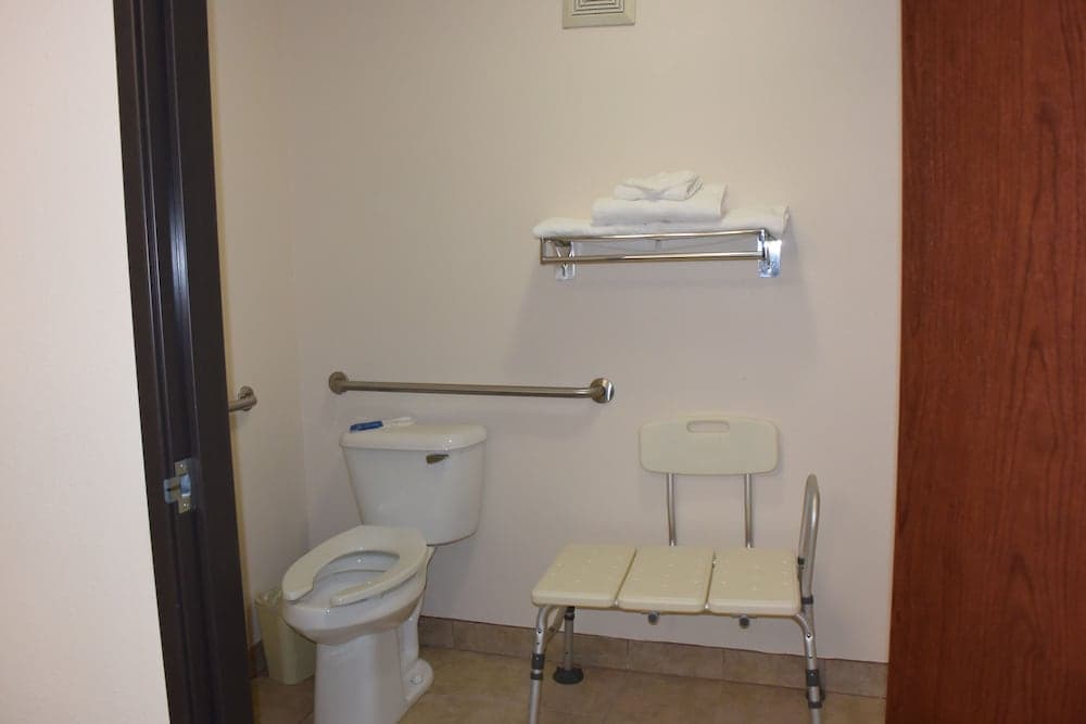 Travelodge Suites by Wyndham Newberg gallery photo in Newberg, OR — image 54