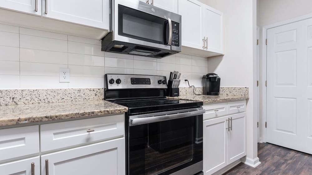 Landing Summerville Apartments property views in Summerville, SC — gallery photo 3