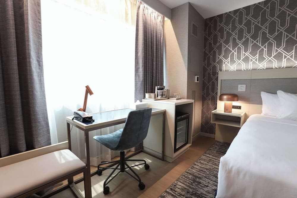Radisson Plaza Hotel at Kalamazoo Center gallery photo in Kalamazoo, MI — image 6