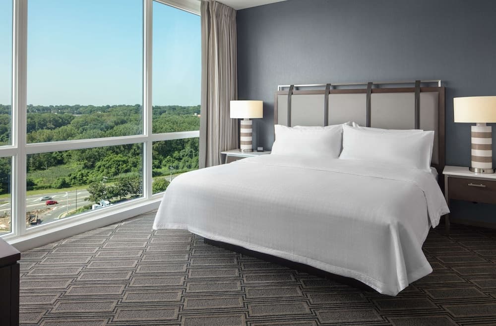 Homewood Suites by Hilton Teaneck Glenpointe gallery photo in Teaneck — image 23
