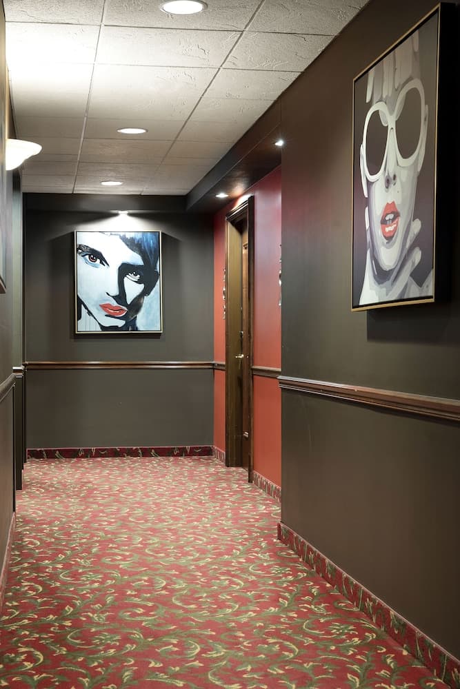 Des Lux Hotel gallery photo in Des Moines, IA — image 27