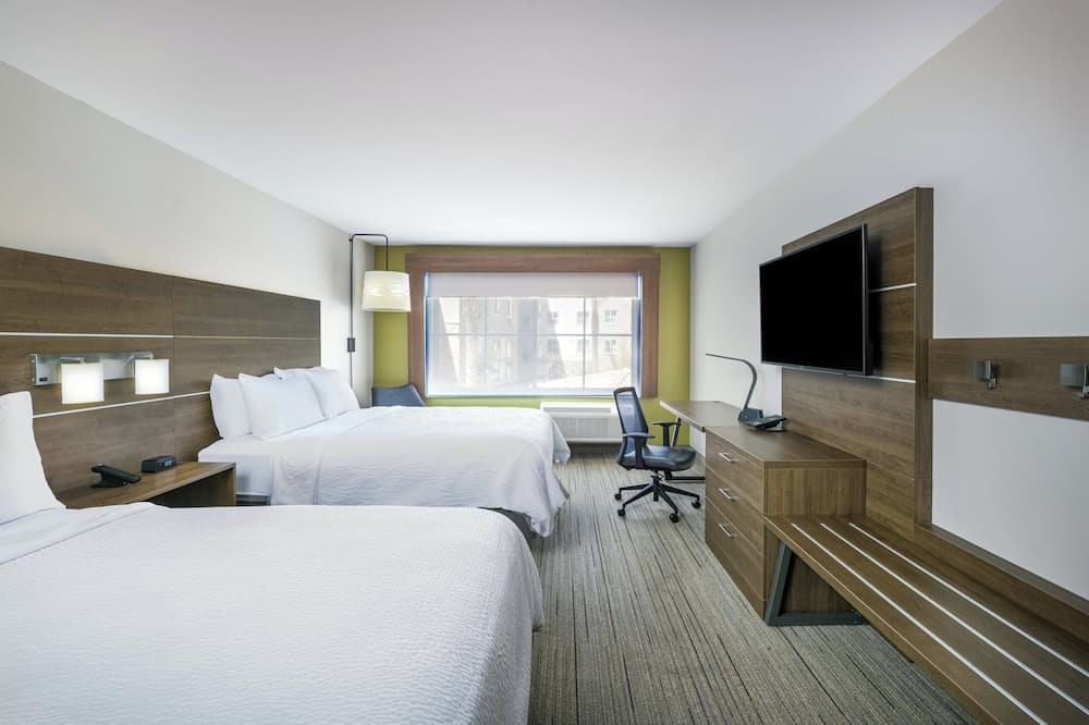 Holiday Inn Express & Suites Phoenix East - Gilbert by IHG gallery photo in Gilbert, AZ — image 4