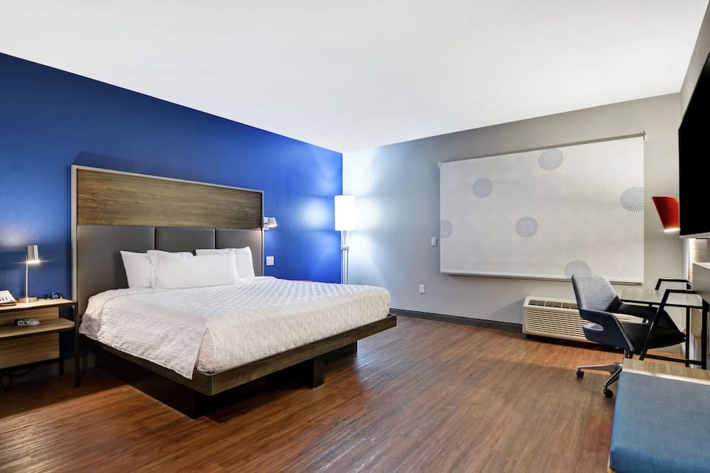 Tru by Hilton Idaho Falls interior in Idaho Falls, ID — gallery photo 2