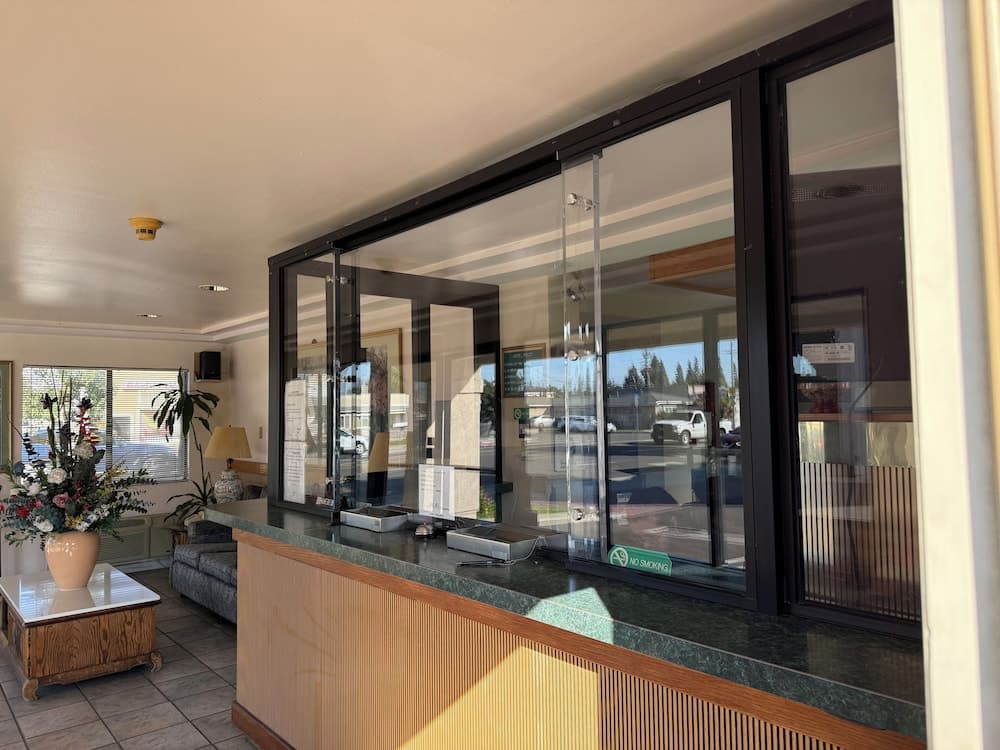 Fiesta Inn- Bell Gardens/ Los Angeles property views in Bell Gardens, CA — gallery photo 3
