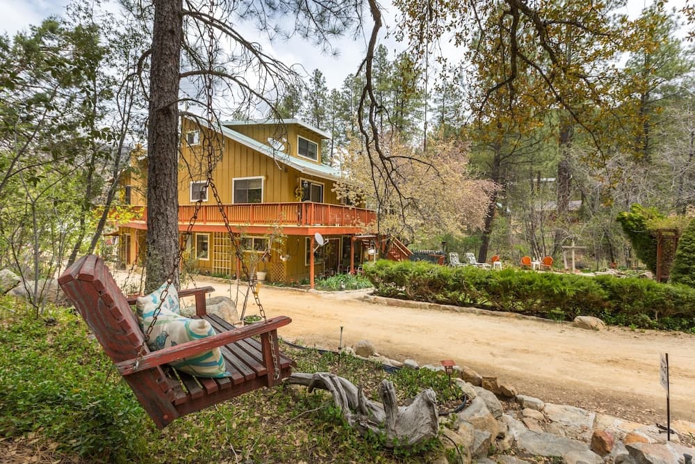 Crown King Cabins Suites and Bunkhouse featured exterior or lobby in Crown King — similar hotel