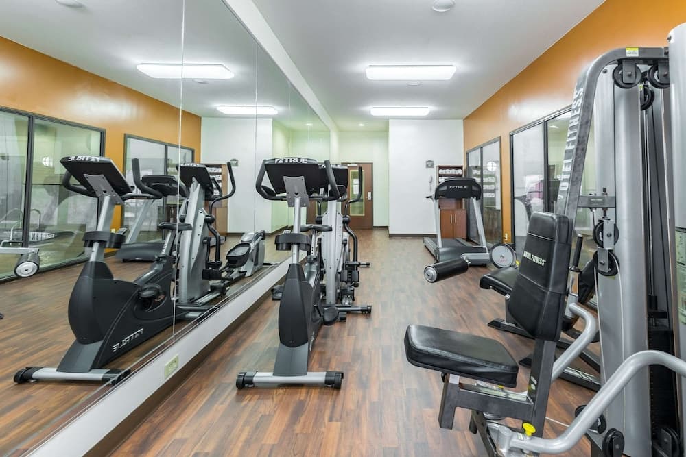 Comfort Suites Beaumont I-10 gallery photo in Beaumont, TX — image 36