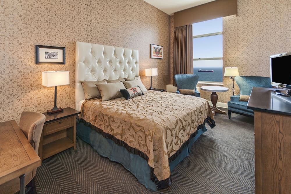 Fitger's Inn property views in Duluth, MN — gallery photo 3