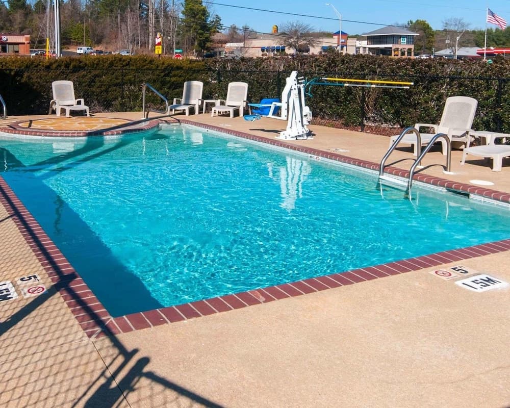 Comfort Inn & Suites LaGrange East gallery photo in LaGrange, GA — image 27