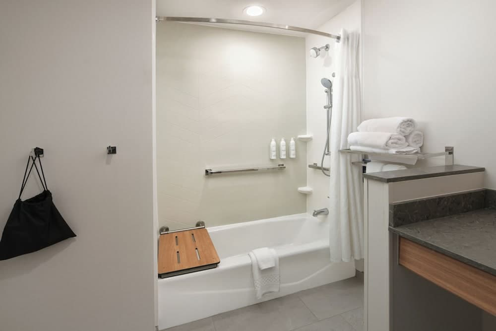 Fairfield Inn and Suites Dallas East gallery photo in Dallas, TX — image 11