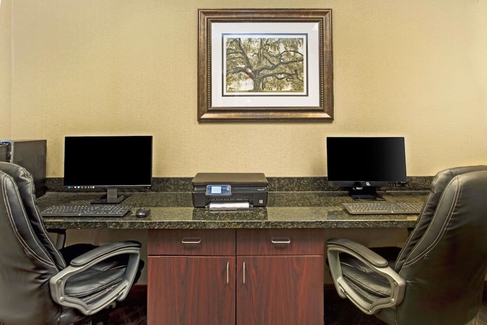 Wingate By Wyndham Charleston gallery photo in North Charleston, SC — image 7