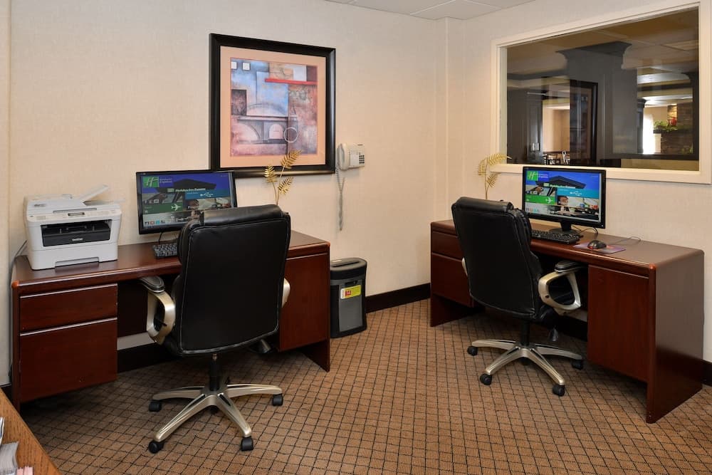 Holiday Inn Express Hotel & Suites Lincoln by IHG gallery photo in Lincoln, CA — image 31