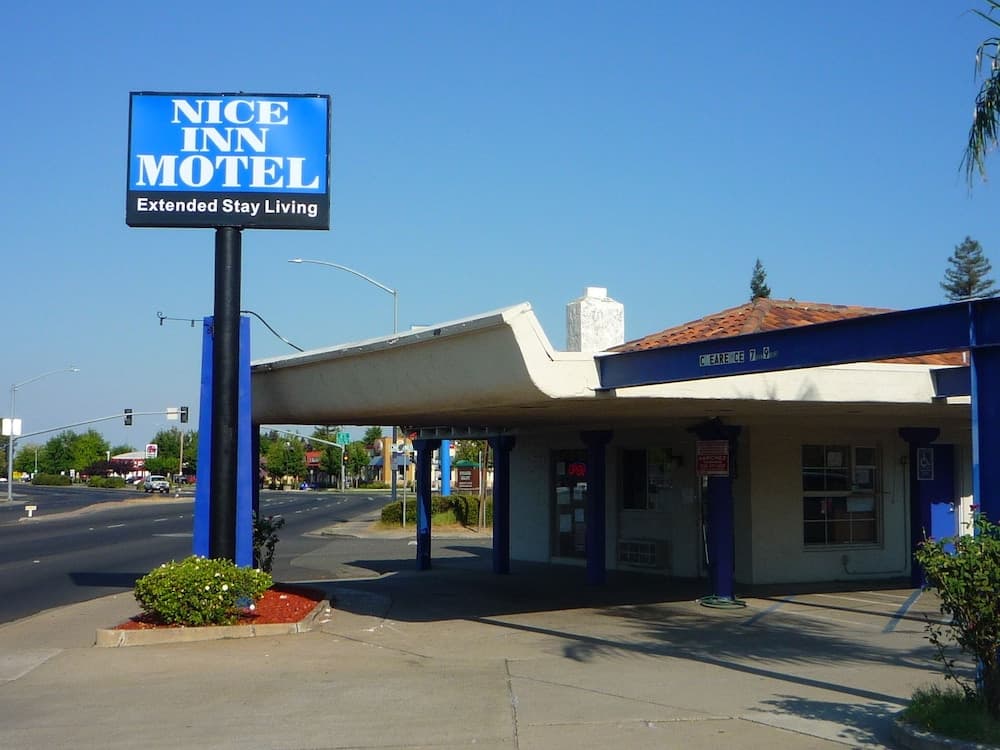 Nice Inn Yuba City featured exterior or lobby in Yuba City, CA — similar hotel