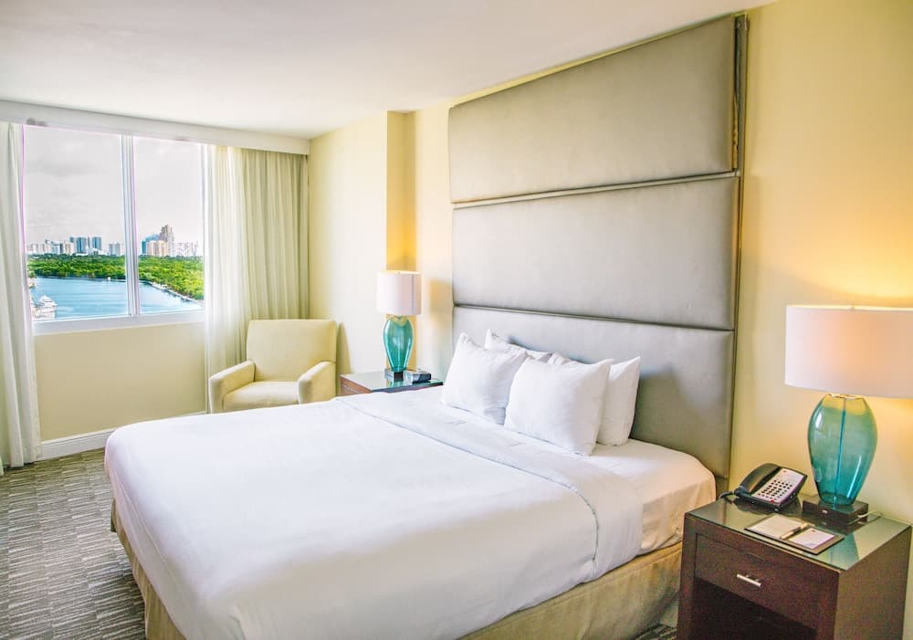 GALLERYone- A DoubleTree Suites by Hilton Hotel interior in Fort Lauderdale, FL — gallery photo 2