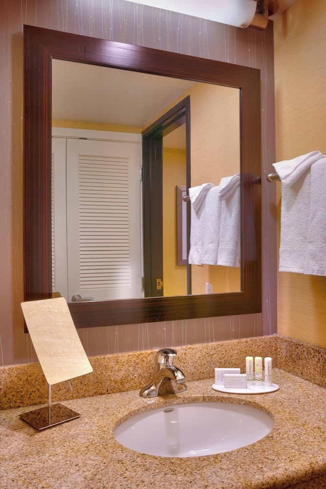 Courtyard by Marriott Sandy gallery photo in Sandy, UT — image 21