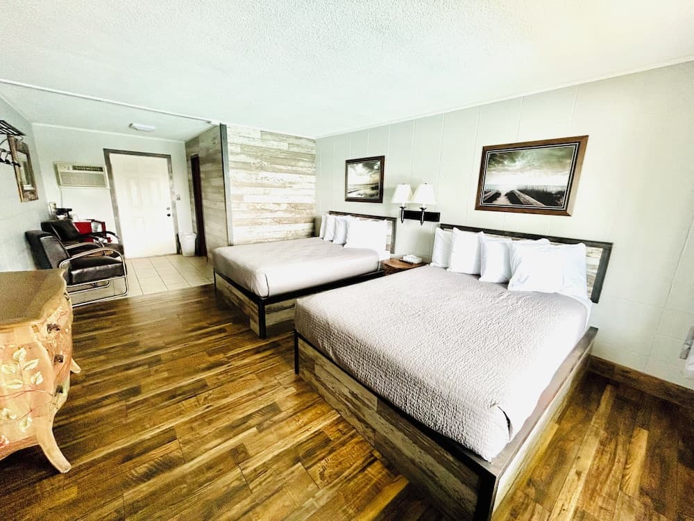 Silver Sands Hotel & Resort gallery photo in Mears, MI — image 35