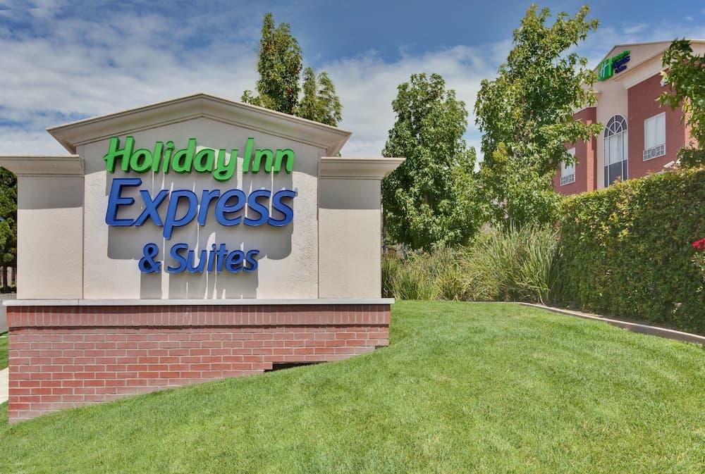 City Express By Marriott Rancho Cucamonga gallery photo in Rancho Cucamonga, CA — image 7