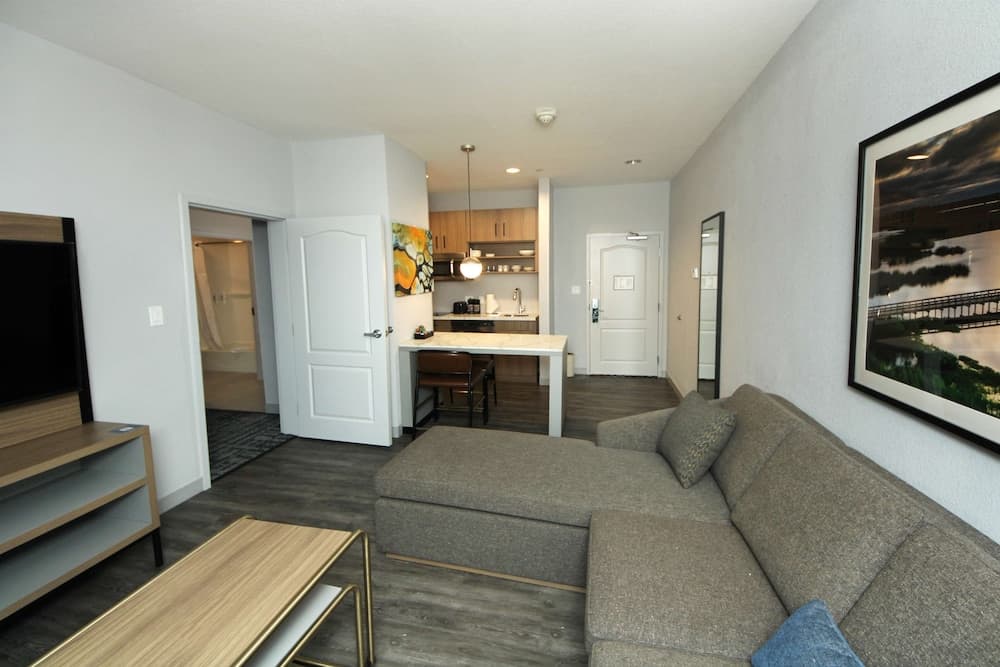 Homewood Beaumont, TX gallery photo in Beaumont, TX — image 22