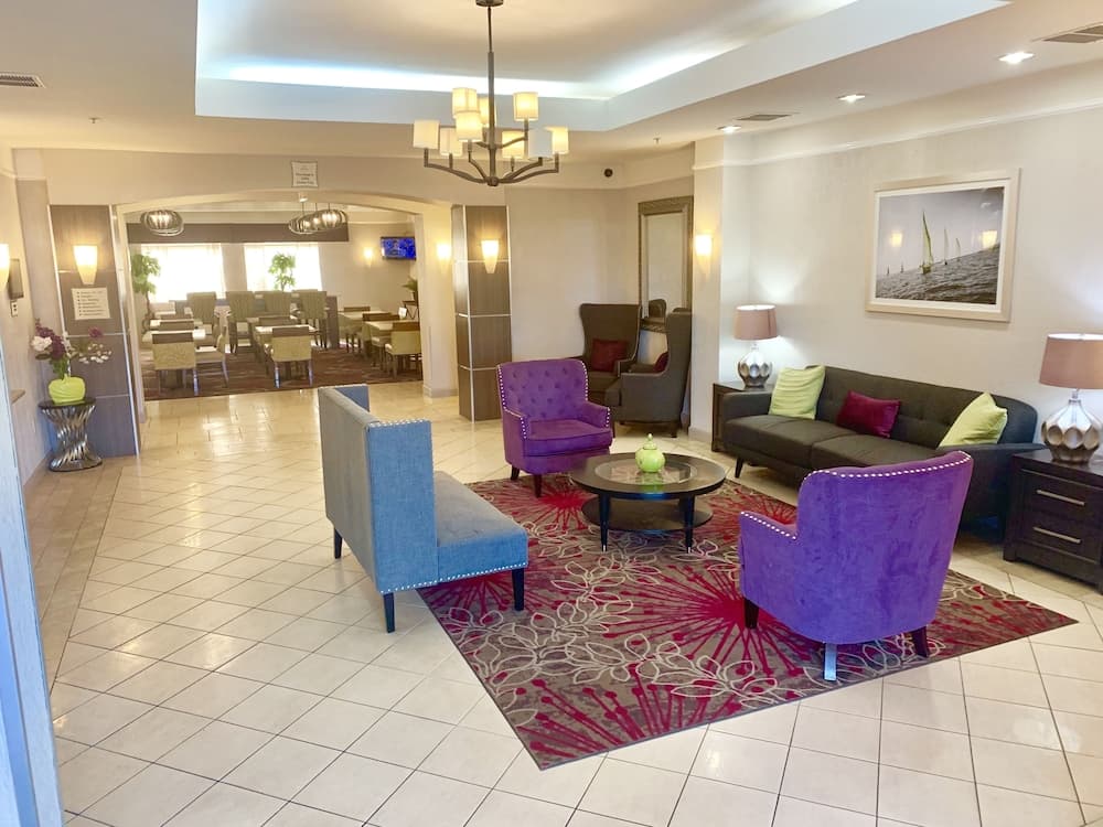 Kemah Edgewater Hotel, SureStay Collection by Best Western property views in Seabrook, TX — gallery photo 3