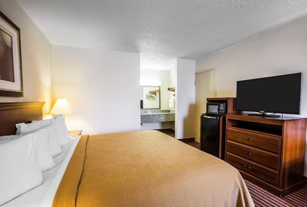 Quality Inn Madison property views in Madison, GA — gallery photo 3