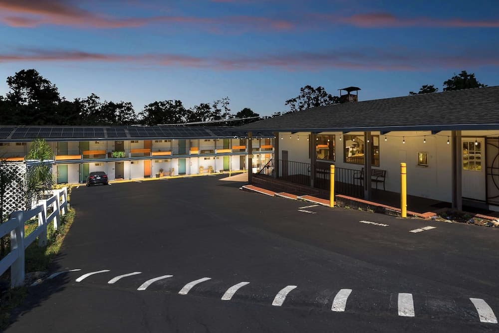 Quality Inn & Suites Jackson gallery photo in Jackson, CA — image 12