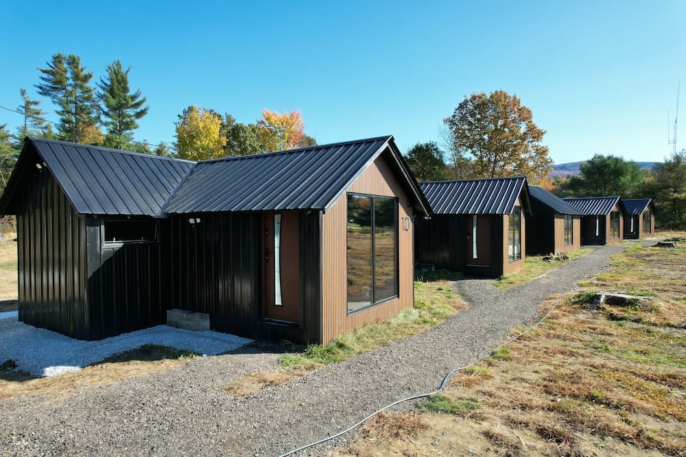 Emrose Luxury Cabins gallery photo in Brandon — image 14