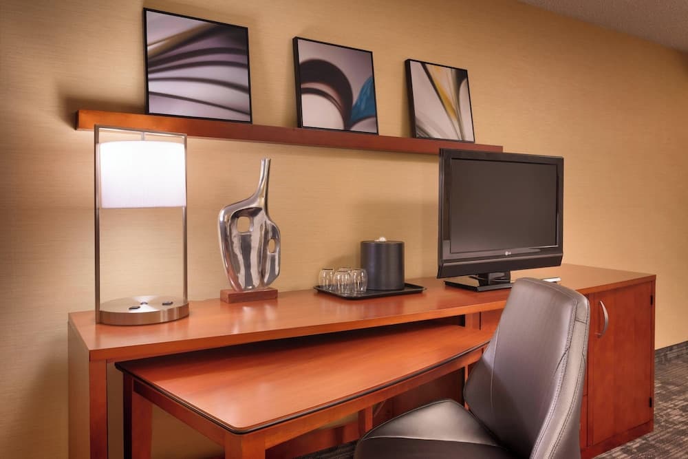 Courtyard by Marriott Sandy gallery photo in Sandy, UT — image 4