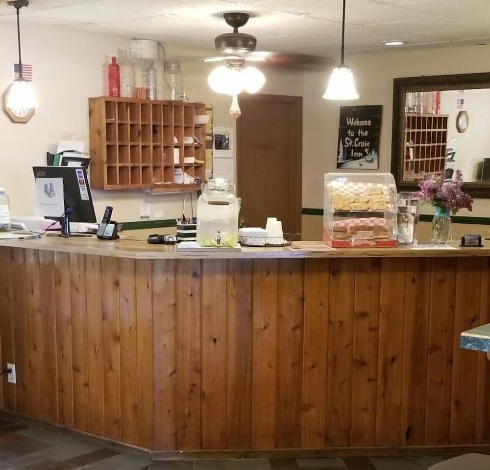 St Croix Inn Solon Springs interior in Solon Springs, WI — gallery photo 2