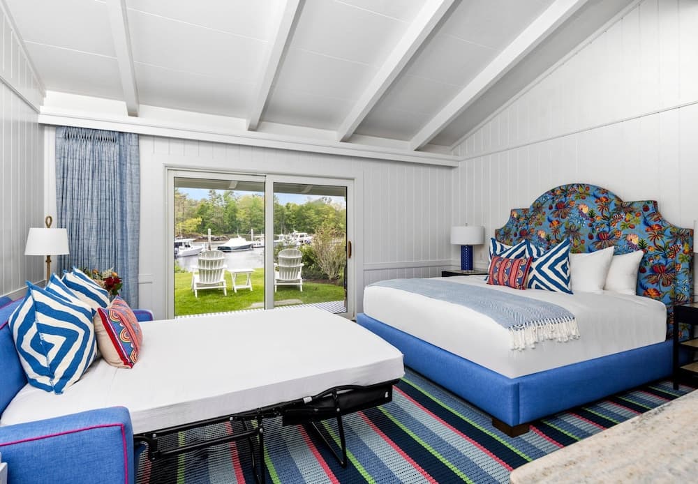 Yachtsman Hotel & Marina Club featured exterior or lobby in Kennebunkport — similar hotel