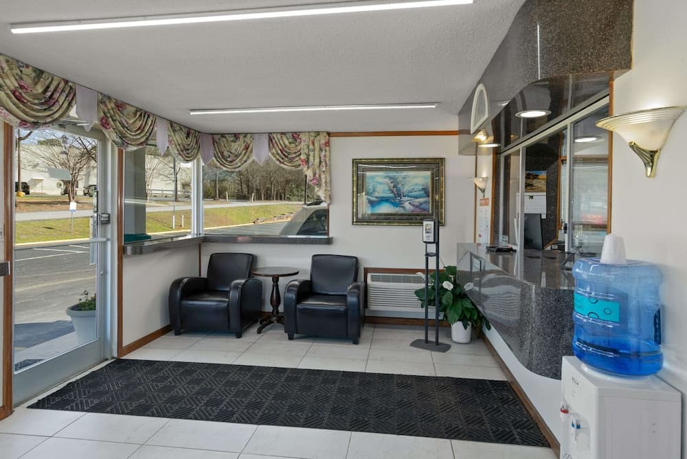 Econo Lodge Clemson - University Area property views in Clemson, SC — gallery photo 3