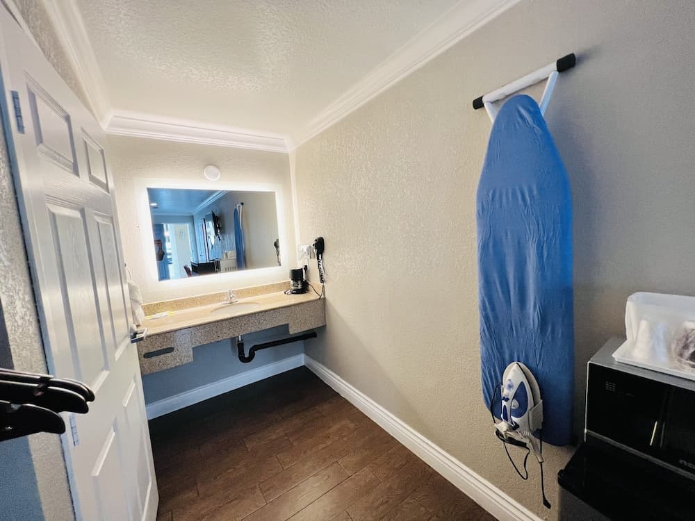 Casa Blanca Hotel - Orange gallery photo in Orange, CA — image 49
