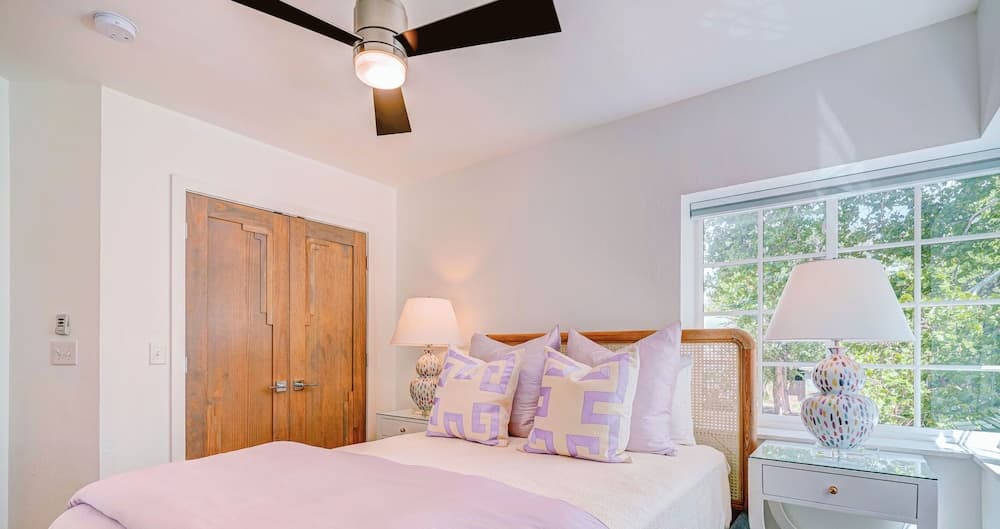 6BR Near OU Campus I Great for Big Groups 1010 gallery photo in Norman, OK — image 6