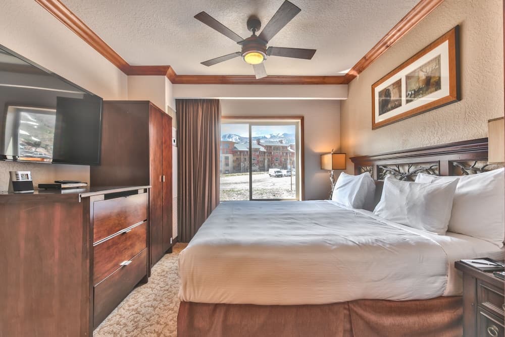 Westgate by Canyons Village Rentals interior in Park City, UT — gallery photo 2