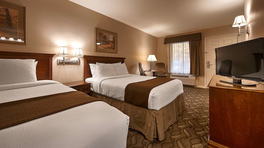 Best Western Suites property views in Jackson, AL — gallery photo 3