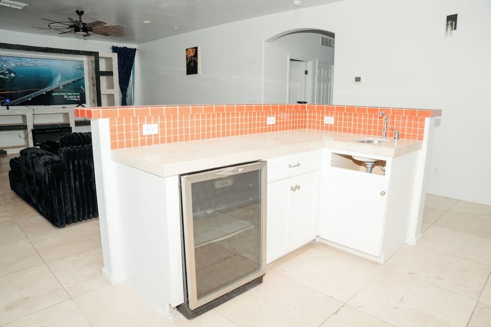 Large Family Home Near Phoenix gallery photo in Buckeye, AZ — image 27