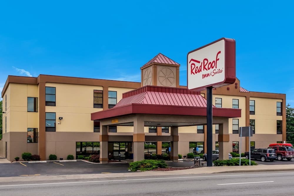 Red Roof Inn & Suites Columbus - West Broad featured exterior or lobby in Columbus, OH — similar hotel