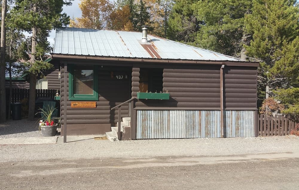 Yellowstone Wildlife Cabins exterior or lobby in West Yellowstone, MT — main listing photo